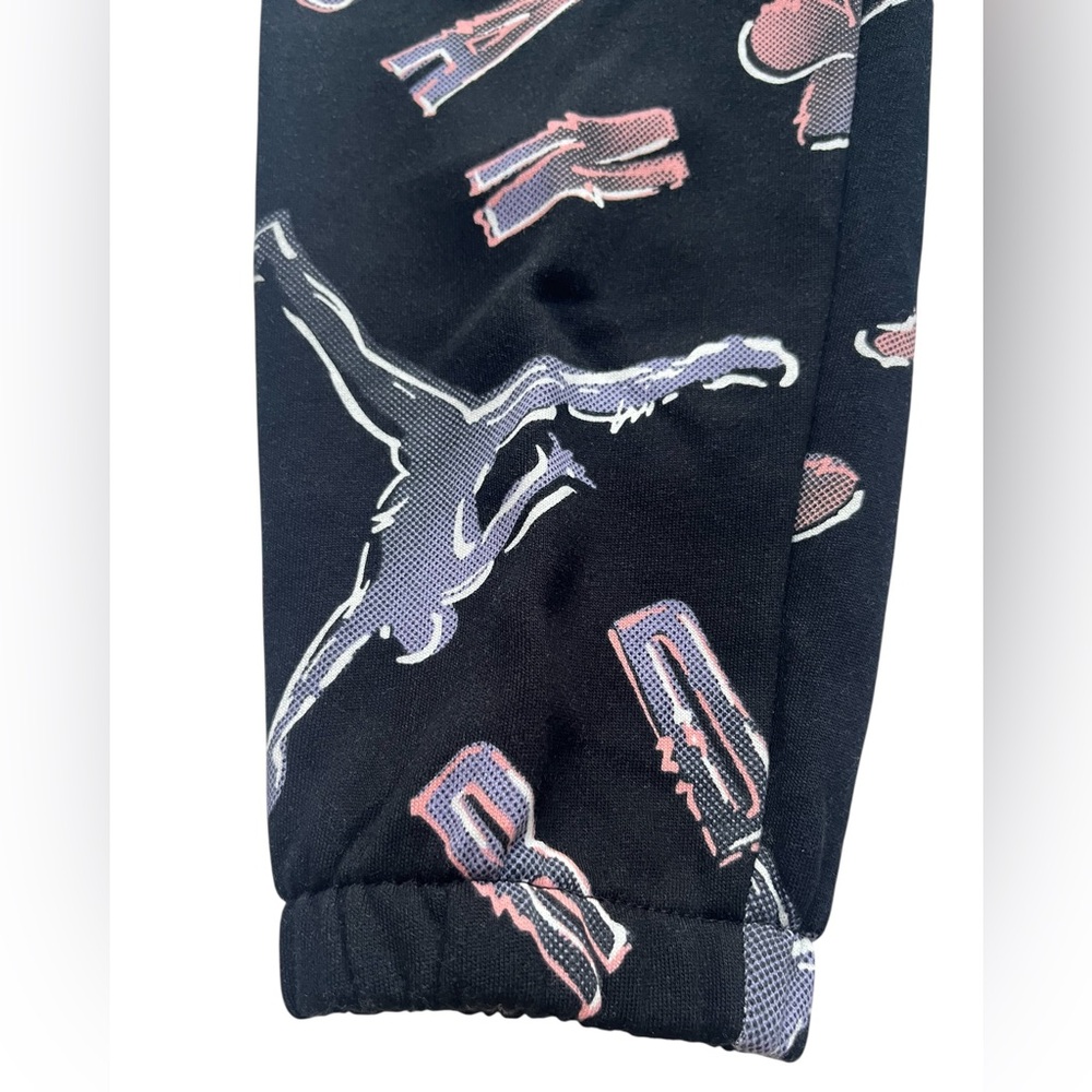 Jordan 23 Girl Small 8-10 Black Flight Jumpman All-Over Print Fleece Joggers New - Picture 2 of 7